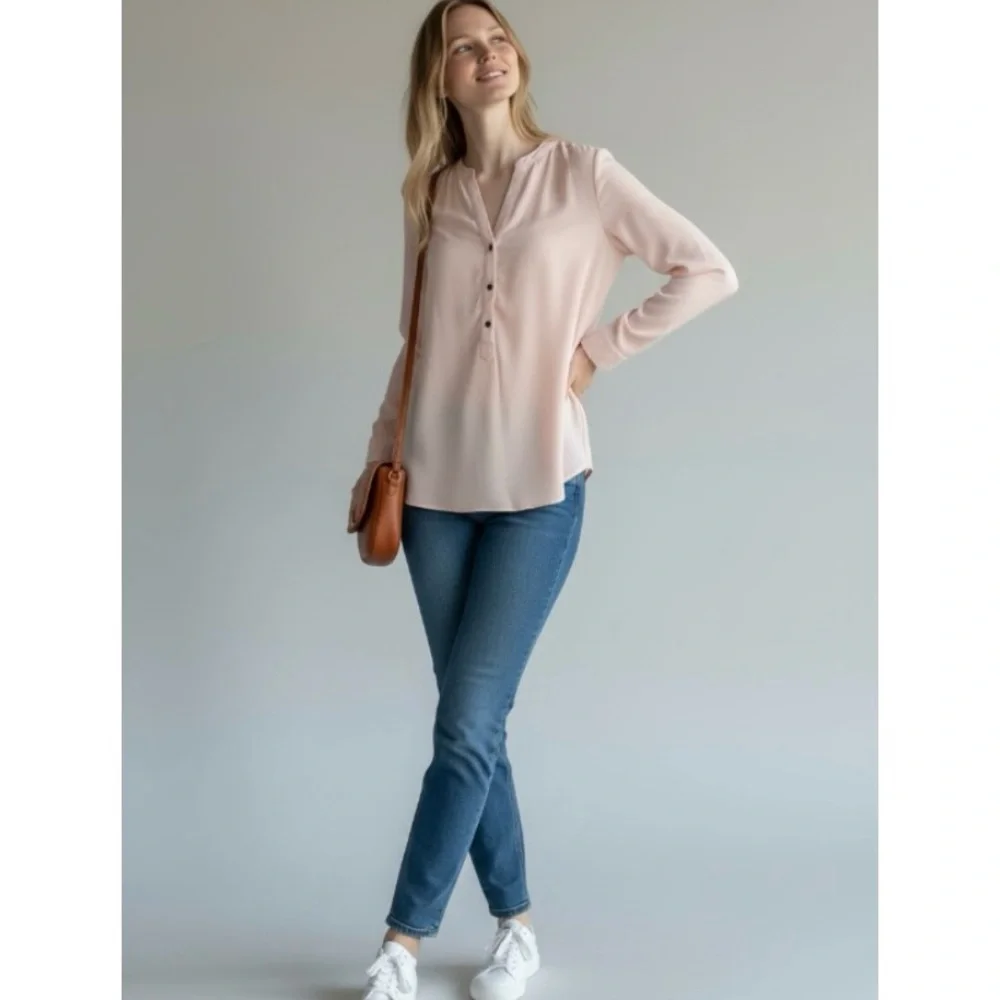 Adrianna Papell Peony Long Sleeve Blouse - Picture 3 of 13